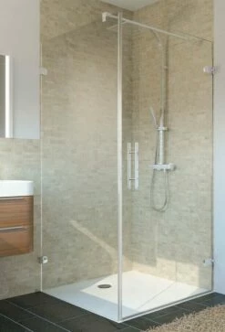 Breuer AVANTA Drehtür Mit Gleichhoher Seitenwand Rahmenlos 8 Mm